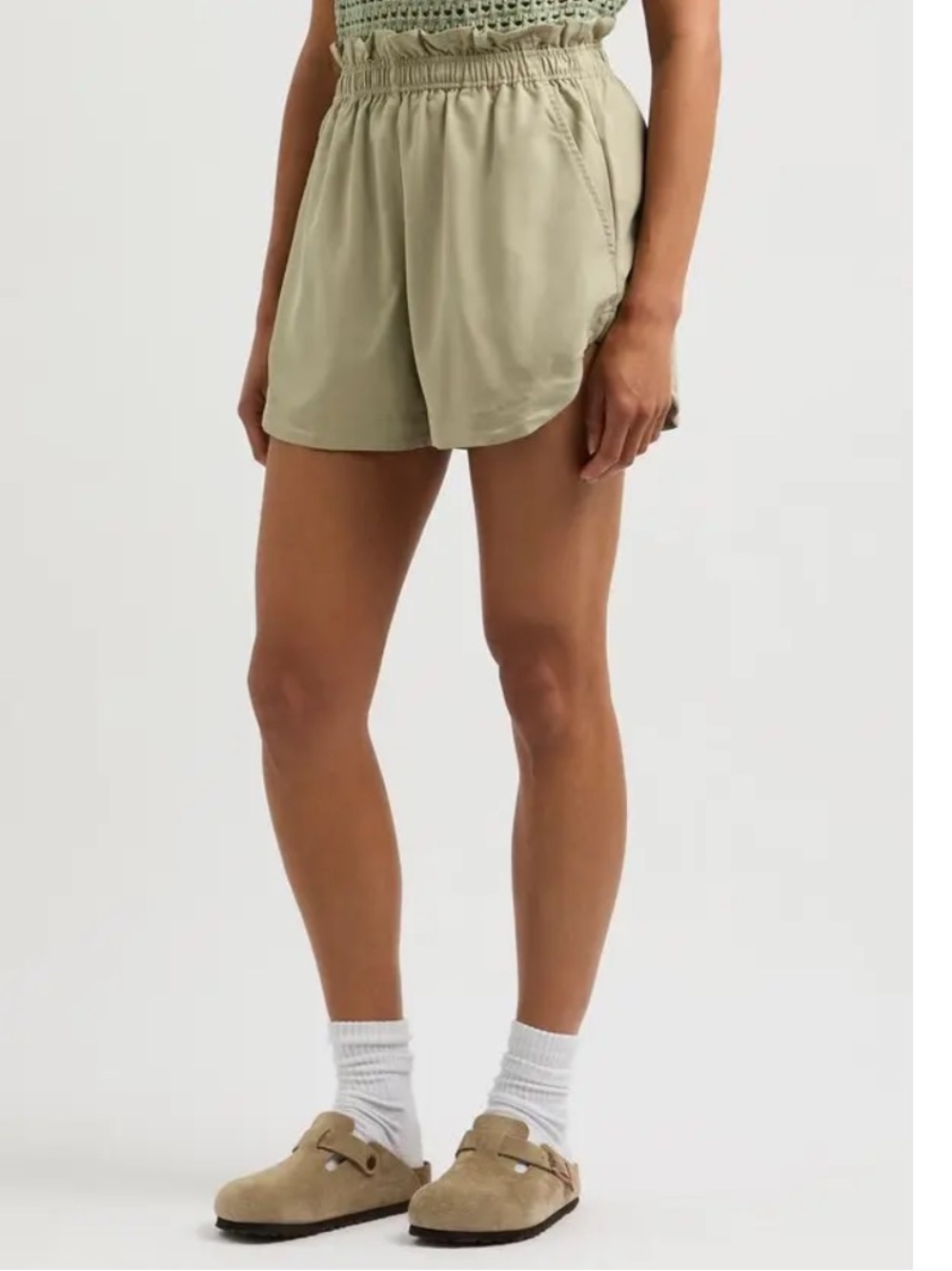 Varley Womens Jonas Khaki Paper Bag Waist Relaxed Fit Pullon Shorts size L